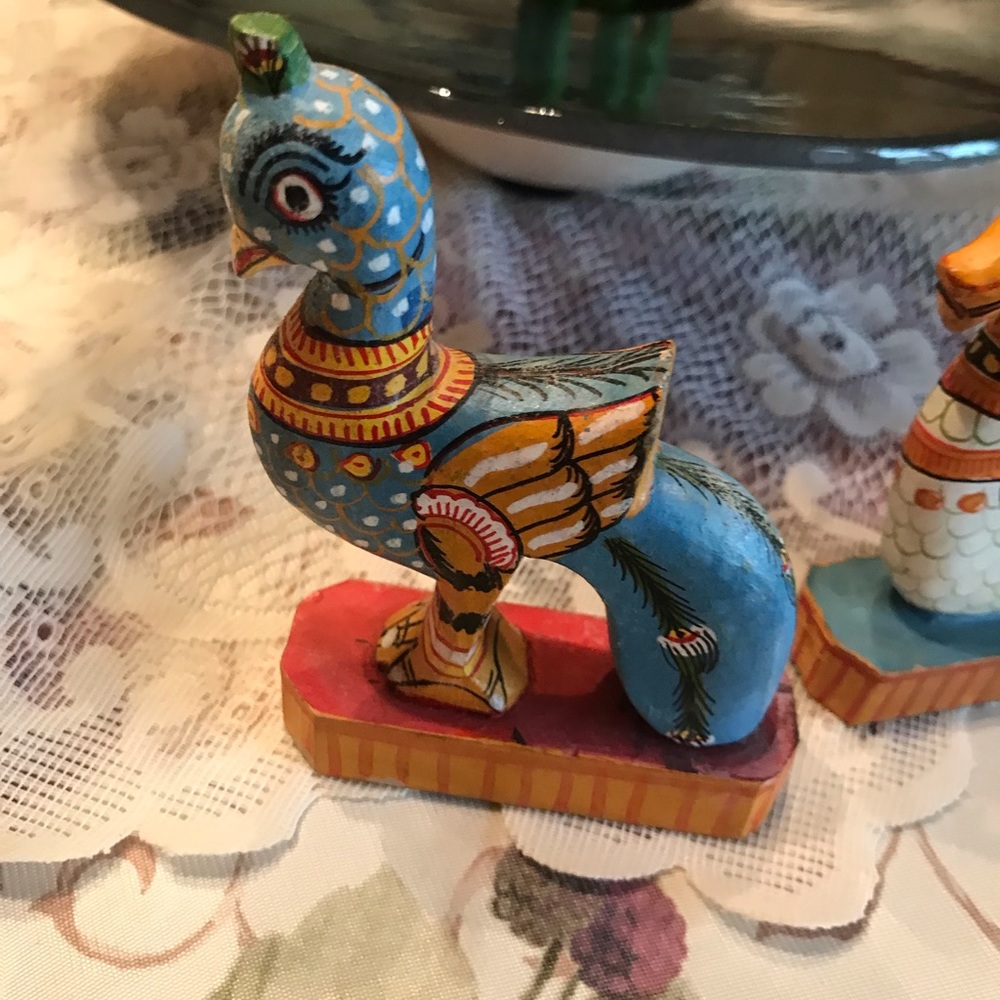 HAND CRAFTED PAINTED BIRDS VINTAGE - Picture 6 of 9